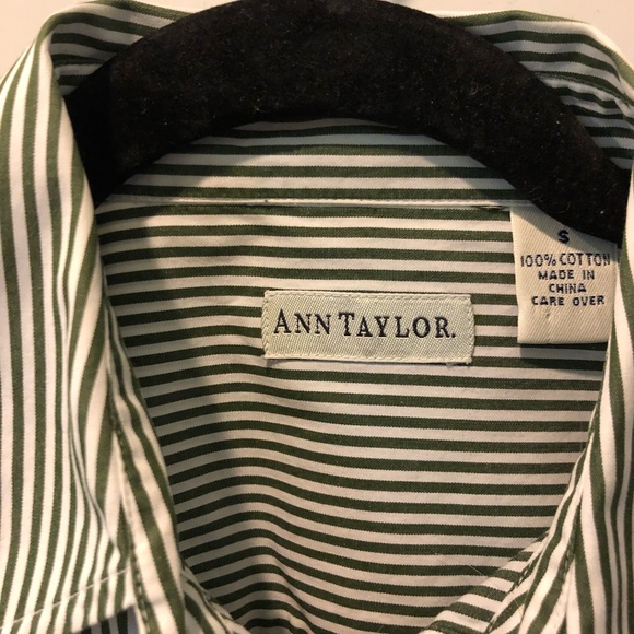 Ann Taylor black and white button down - Picture 1 of 3